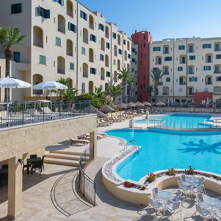 Hopps Hotel 4*