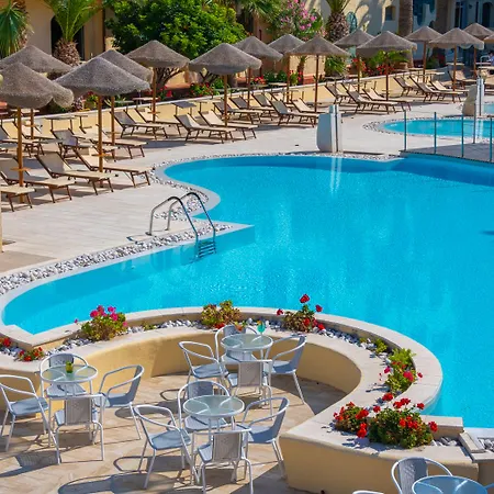 Hopps Hotel 4*