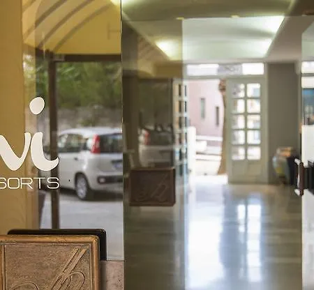 Hopps Hotel 4*