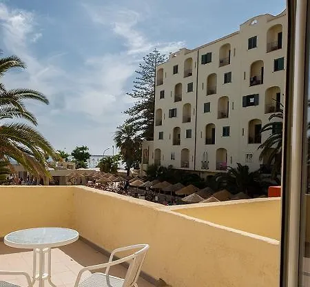 Hopps Hotel 4*