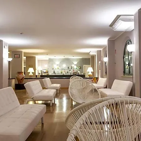 Hotel Hopps 4*