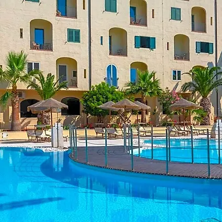Hopps Hotel 4*