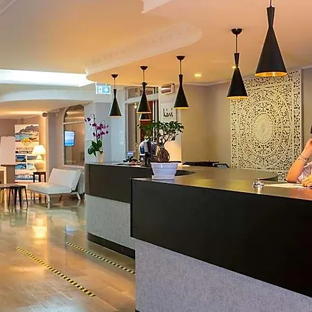 Hotel Hopps 4*